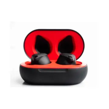 Bluetooth earbuds and headphones